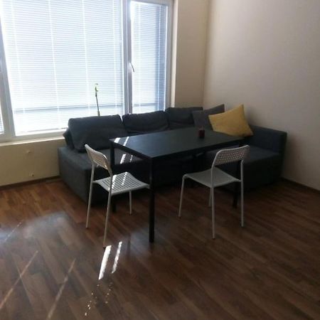 Appartement Cozy Apartament Naydenov à Burgas Extérieur photo