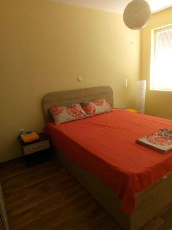 Appartement Cozy Apartament Naydenov à Burgas Extérieur photo